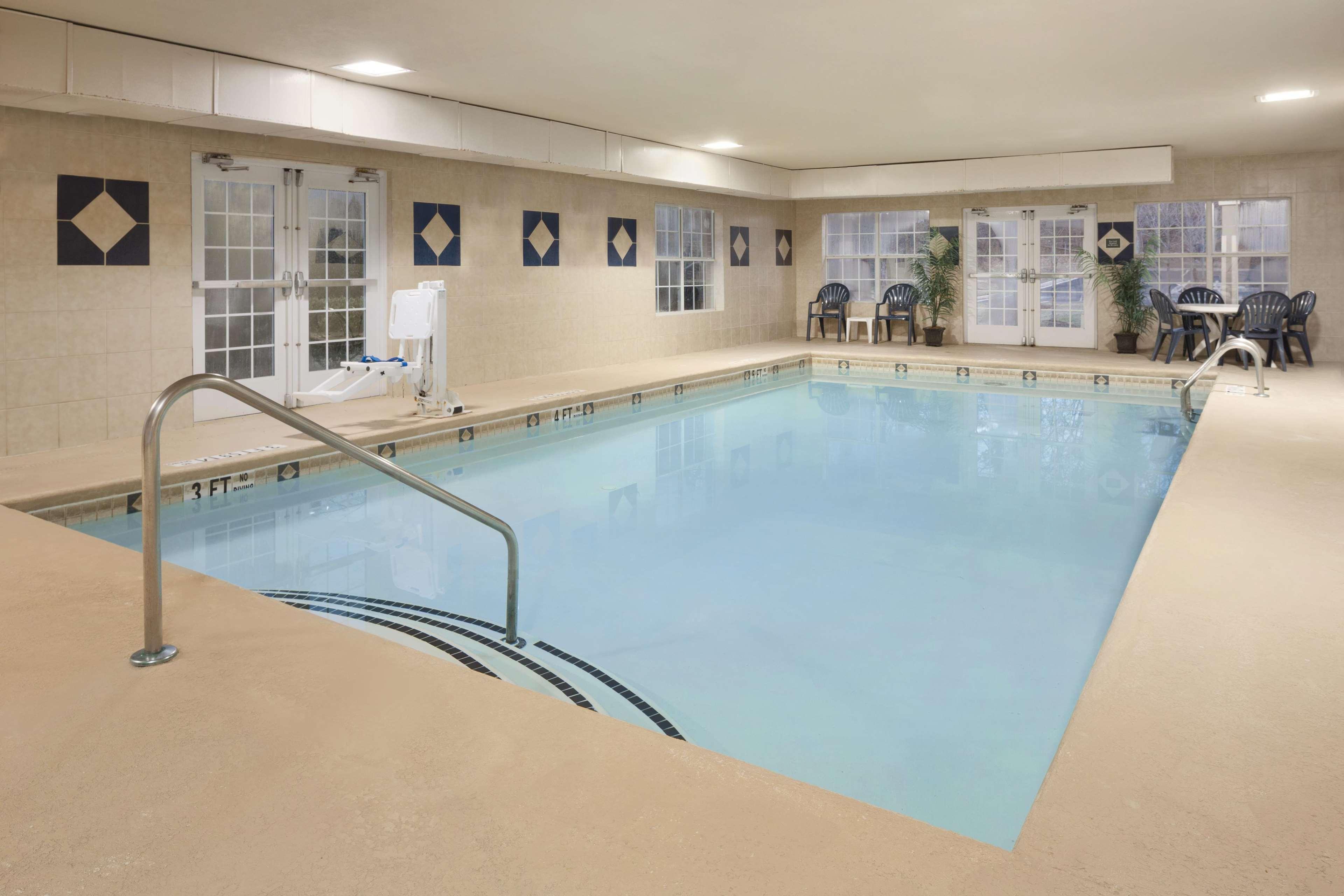 Comfort Inn & Suites Fairburn - Atlanta Southwest Exterior photo